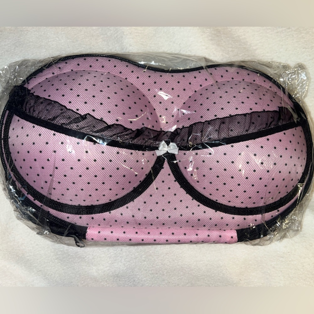 Bra/Lingerie Travel Case Light Pink Polka Dots